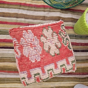 Vintage Moroccan Kilim Pouf: Handwoven Floor Ottoman