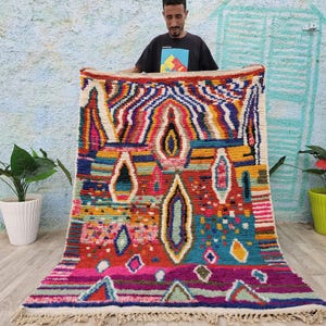 Handmade Moroccan Wool Rug: Colorful Berber Design