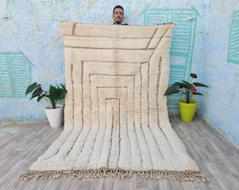 Hand Knotted Beni Ourain Rug: Genuine Lamb Wool Berber Rug