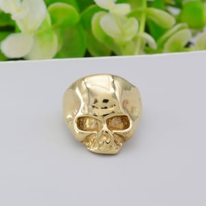 Decayed Skull Ring, Skull Brass Ring, Memento ring, Ghost Skull Ring, Vintage Ring, Boho Ring, Gold Skull ring, Goth ring, Men&#39;s Skull Ring