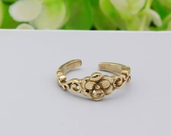 Anillo de flor de vermeil de oro: delicado anillo floral artesanal,