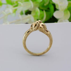 Two Lovers Kissing Ring: Dainty Brass Couple Ring,