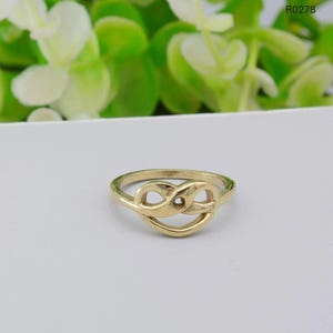 Gold Herz Knoten Ring, Süßer Liebesknoten Ring, Stapelbarer Ring, Schlichter Ring, Alltagsring Brezel Ring, Herzring, Brezel Ring,