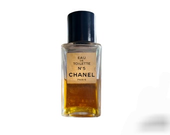 The circle of life: Chanel No5 Louis Vuitton Mini Pochette Chanel