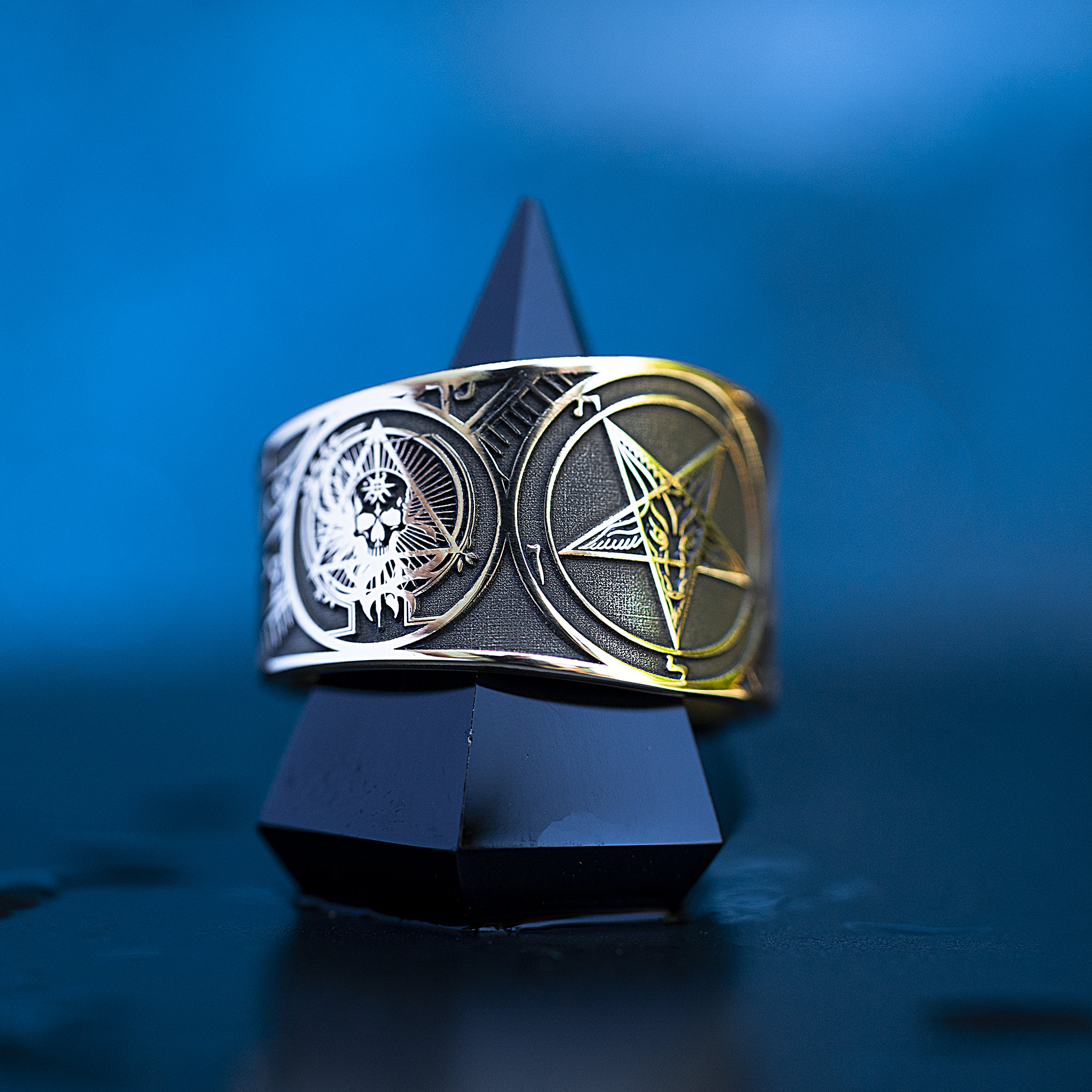 Watain ring best sale