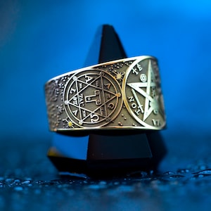 Tetragrammaton with Enochian Sigil of Protection and Hexagram of Solomon adjustable ring