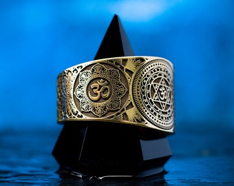Sudarshan Om Lotus Yantra Ring: Spiritual Jewelry Meditation Symbol Yoga Mantra Sacred Talisman