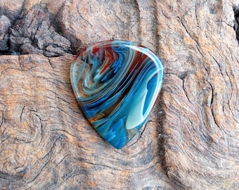 Catalin Guitar Pick - Multicolor / Free USA shipments for orders over 35 usd and everywhere else for orders over 45 usd