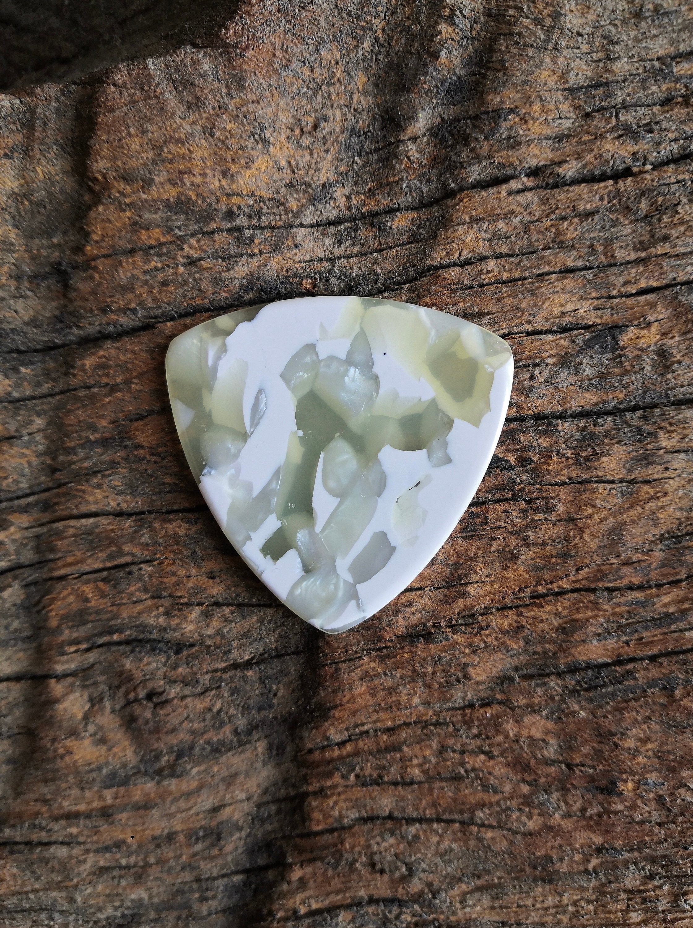 Le NOUVEAU plectre Spartan Un véritable médiator de guitare haute  performance à un prix incroyable, par BHL Acrylique -  France