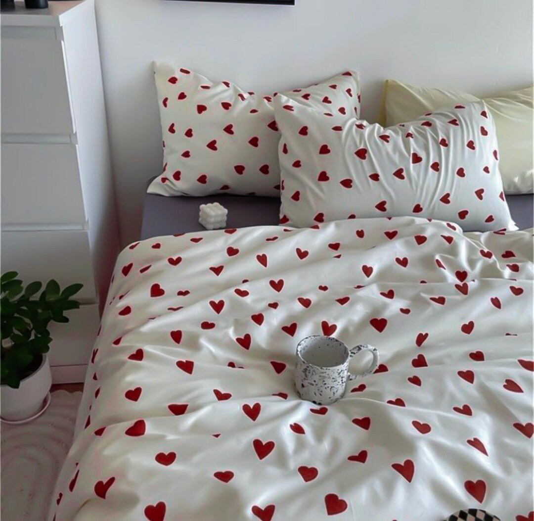 Heart Bedding Set for 2 People Double Bedspread New House Gift, Gift
