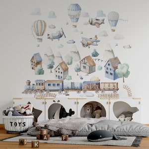 Adesivo murale con treno, adesivo murale per cameretta dei bambini, adesivi murali con città, adesivo murale con nuvole, adesivo murale con mongolfiera, adesivo murale per bambini, decorazioni per cameretta dei bambini