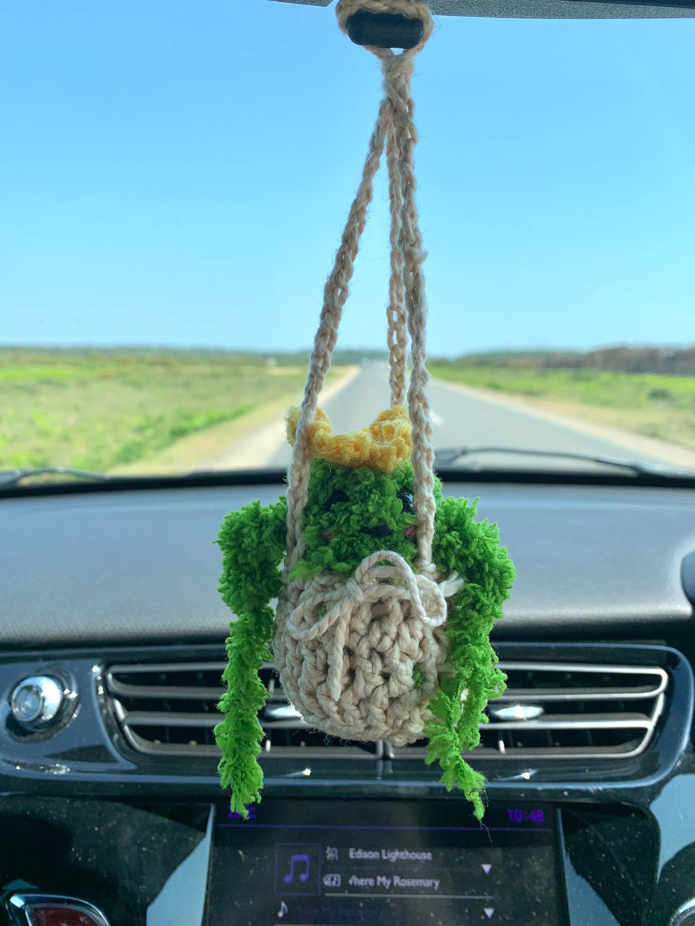  EXCEART Wohnkultur Gehäkelte Hängepflanze Ornament Autospiegel  Gestrickte Pflanze Autospiegel-Aufhänger Anhänger Boho-Autopflanze Häkel-Hängekorb  Auto-Innenraum-Hängedekoration Khaki