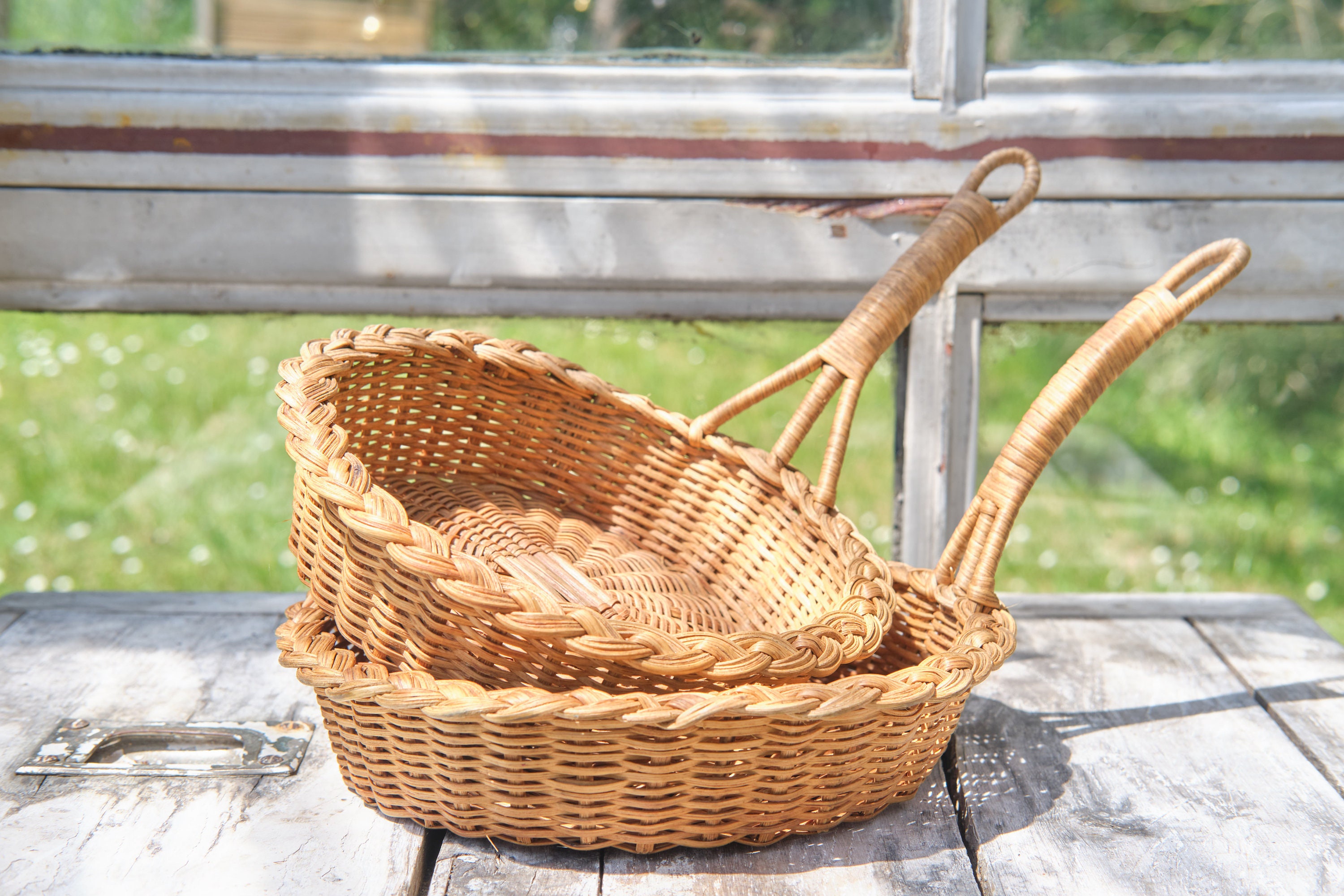 Panier berbère avec couvercle en osier et jonc tressé - 50 cm