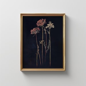 Vintage schwermütige Blumen gepresste Blume | Druckbare Wandkunst | Digitaler Download | Dunkle botanische Wildblumen-Kunstarbeit