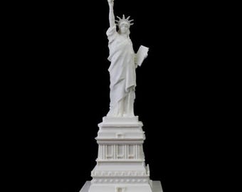 3D Printed Statue of Liberty Replica: Historical New York Decor