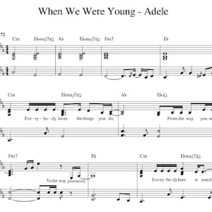 以下が含まれることがあります： アデルの曲「When We Were Young」の楽譜。曲はCメジャーで書かれており、コーラスと詩の歌詞が含まれています。