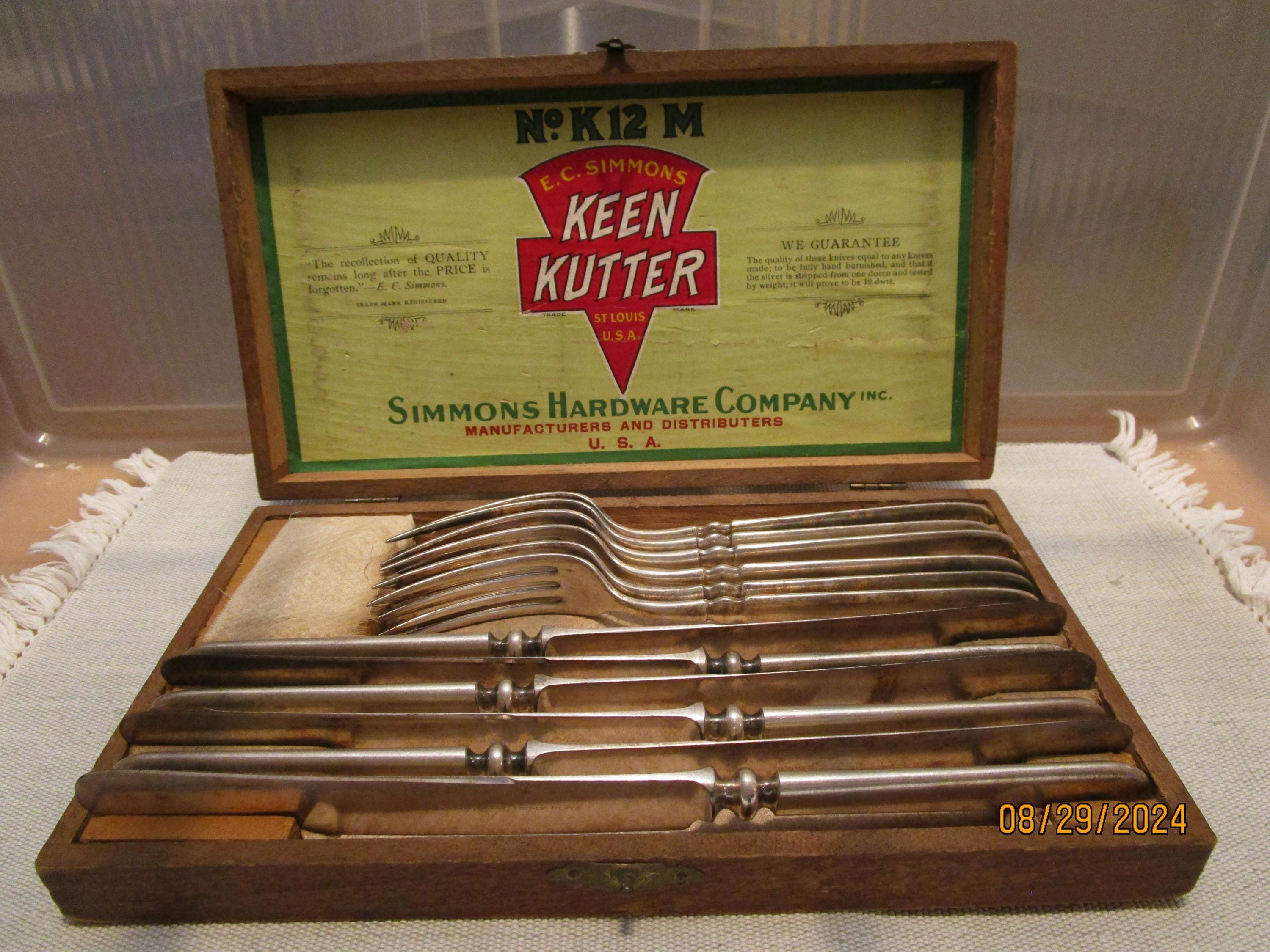 ヴィンテージです。米国製　Keen Kutter KK 12 手動ミンサー Keen Kutter Silver 12 Piece Cutlery Set in Original Wooden Box - Etsy