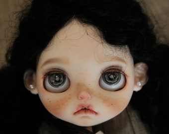 Custom Blythe Doll/Doll Head/faceplate with makeup/doll faceup/doll body/Pull Strings/Eye Chips/Eyelashes/sleepy eyes/Cute/Gift for her