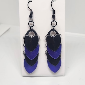 Black and purple scale mail, dragon scale earrings