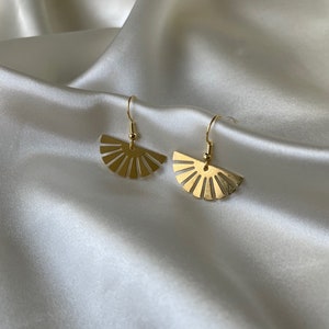 FAN EARRINGS