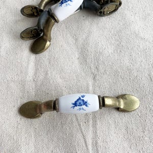 LAGE VOORRAAD! Vintage bloemenkeramische ladetrek: Grandmillennial-decor, 3"CTC | Geprijsd per stuk