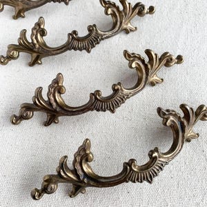 Vintage Brass-Plate Drawer Pull: 60s French Provincial, 3"CTC | Priced Per Piece