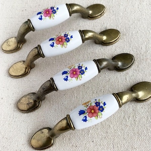Vintage Floral Ceramic Drawer Pull: Grandmillennial Decor, 3"CTC | Priced Per Piece