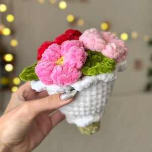 Crochet Flower Bouquet – Handmade plushie Amigurumi Flowers, soft Forever Gift for Birthday, Anniversary, or Home Decor