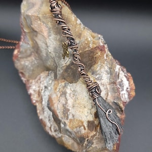 Latchkey, Black Kyanite & Raw Copper Broomstick Pendant, Altar tool, Altar Wand, Witch&#39;s Broom, magic wand, copper necklace