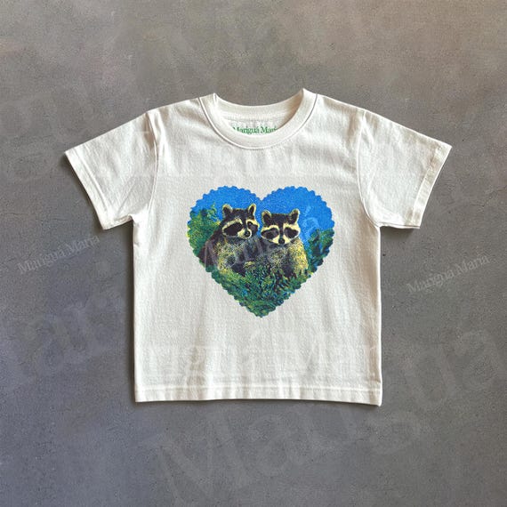 Vintage 90s Raccoon Graphic Tee, Cute Raccoons Graphic Tee, Raccoon Lover Gift, Boho Shirt, Trash Cats Shirt, Wildlife Shirt, Raccoon Gift
