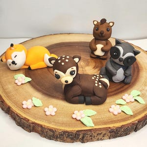 Woodland Animal Cake Toppers: Edible Fondant Decorations