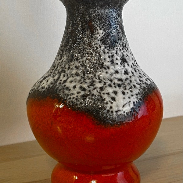 Vase room decoration Bay ceramic model 66 - 14 West German Pottery in fat lava design