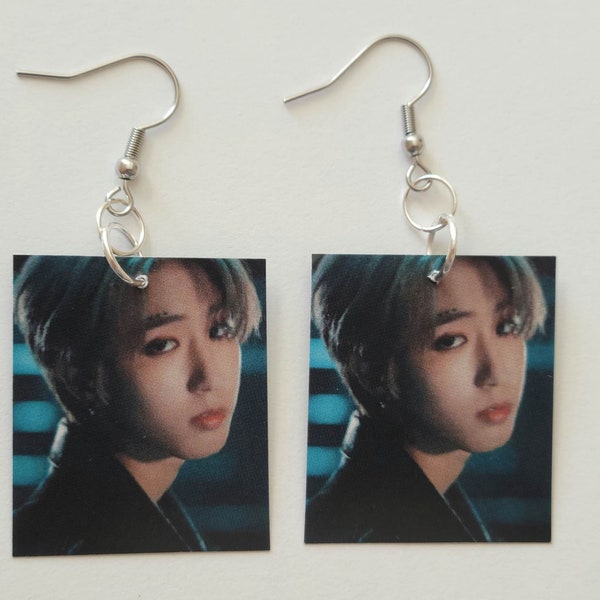 Han 5 Star Photo Earring