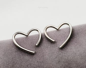 Tiffany Co 1999 Open Stencil Heart Link Bracelet 925 Sterling