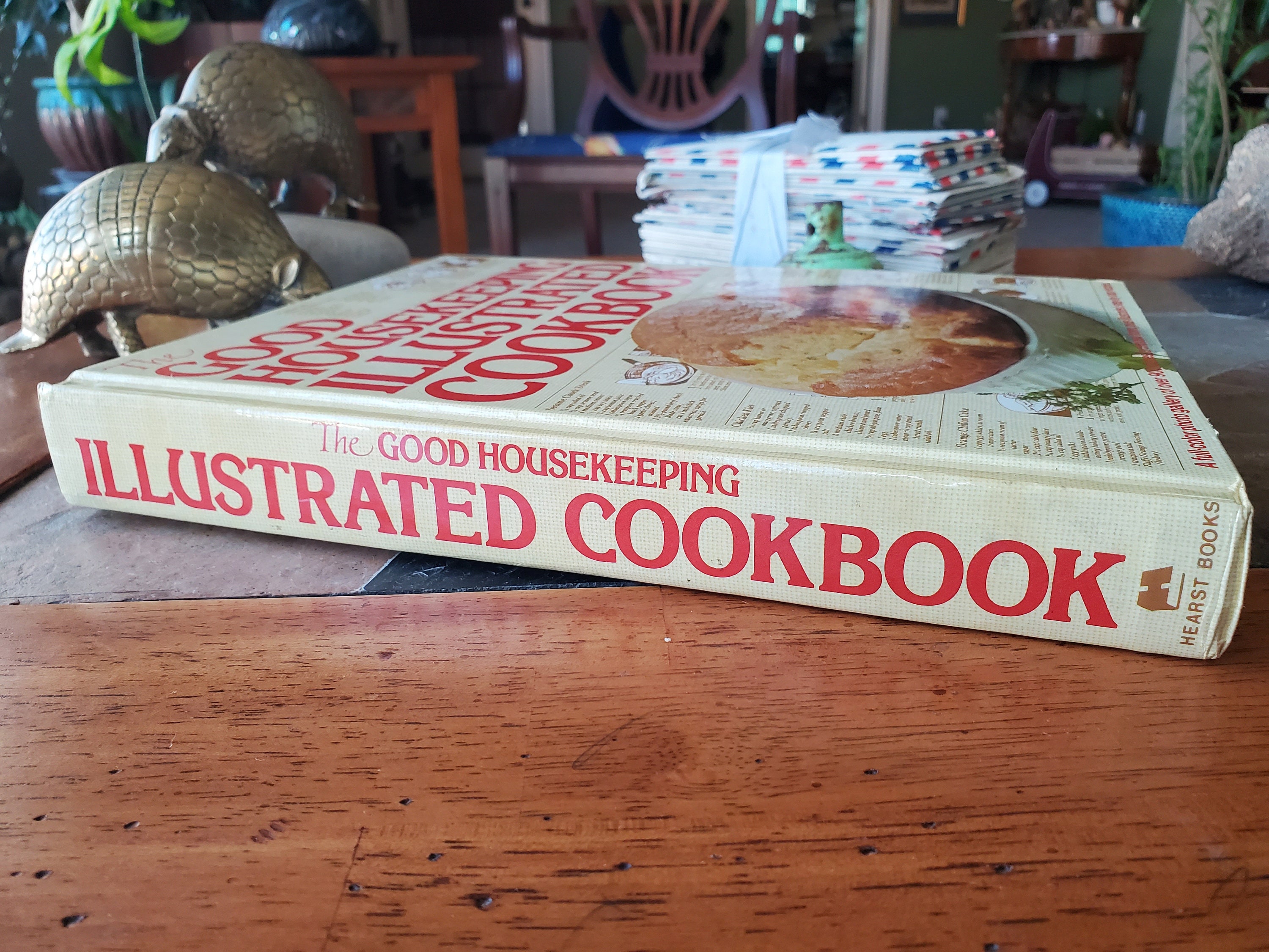 Good Housekeeping Illustrated Cookbook - Vintage Book - 1980