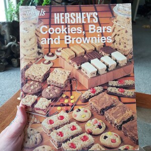 Hershey's Cookies, Bars, and Brownies Ideals Vintage Cookbook 1983 Chocolate Cocoa image 10