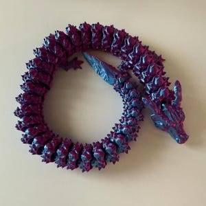 Mystic Flexi Dragon - 3D gedrucktes Fantasy Fidget Spielzeug in lebhaften Neonfarben
