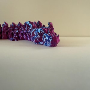 Mystic Flexi Dragon - 3D gedrucktes Fantasy Fidget Spielzeug in lebhaften Neonfarben