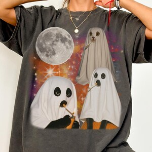 Ghost Cat Halloween Shirt, Vintage Comfort Colors T-Shirt, Cute Spooky Cat Fall Tee, Retro Pumpkin Graphic Shirt for Women