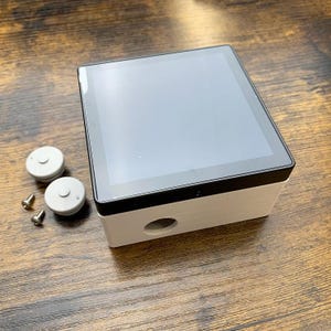 Alloggiamento da superficie per Shelly Wall Display