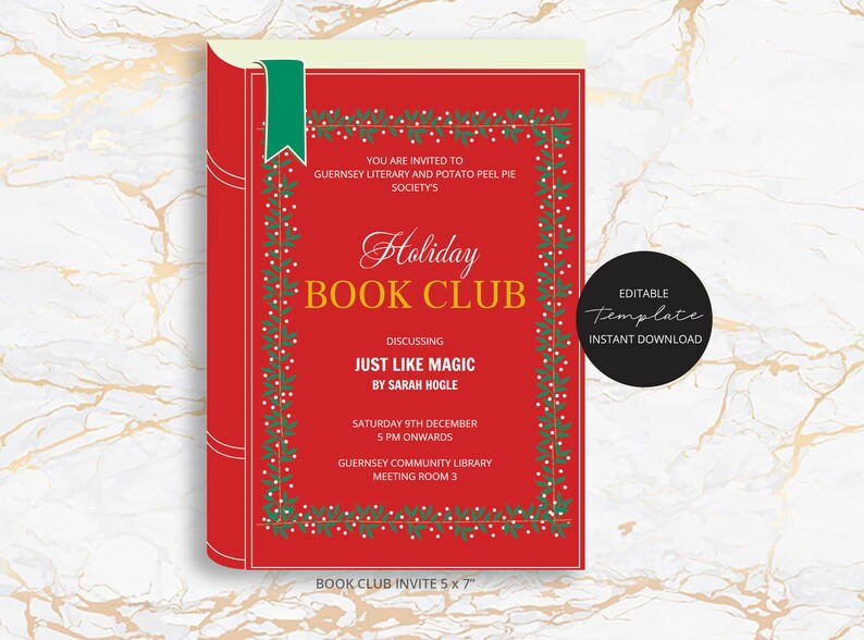 Op de afbeelding: Een rode uitnodiging ontworpen als een boekomslag voor een Holiday Book Club. De tekst bevat "Holiday Book Club" en details over een discussie over "Just Like Magic" van Sarah Hogle. De uitnodiging is 12,7 x 17,8 cm groot.
