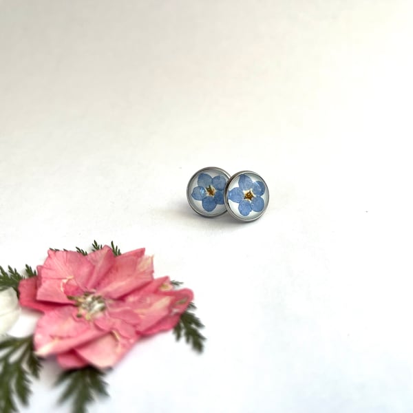 Forget me not stud earrings, flower earrings, miscarriage gift, loss of mother gift, child loss gift, something blue, matching wedding,brijo