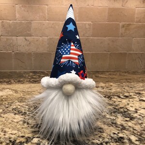 Fourth of July Star Gnome: Patriotic Tier Tray Decor