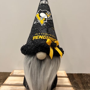 Handmade Pittsburgh Penguins Gnome: Hockey Fan Gift