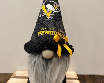 Handmade Pittsburgh Penguins Gnome: Hockey Fan Gift