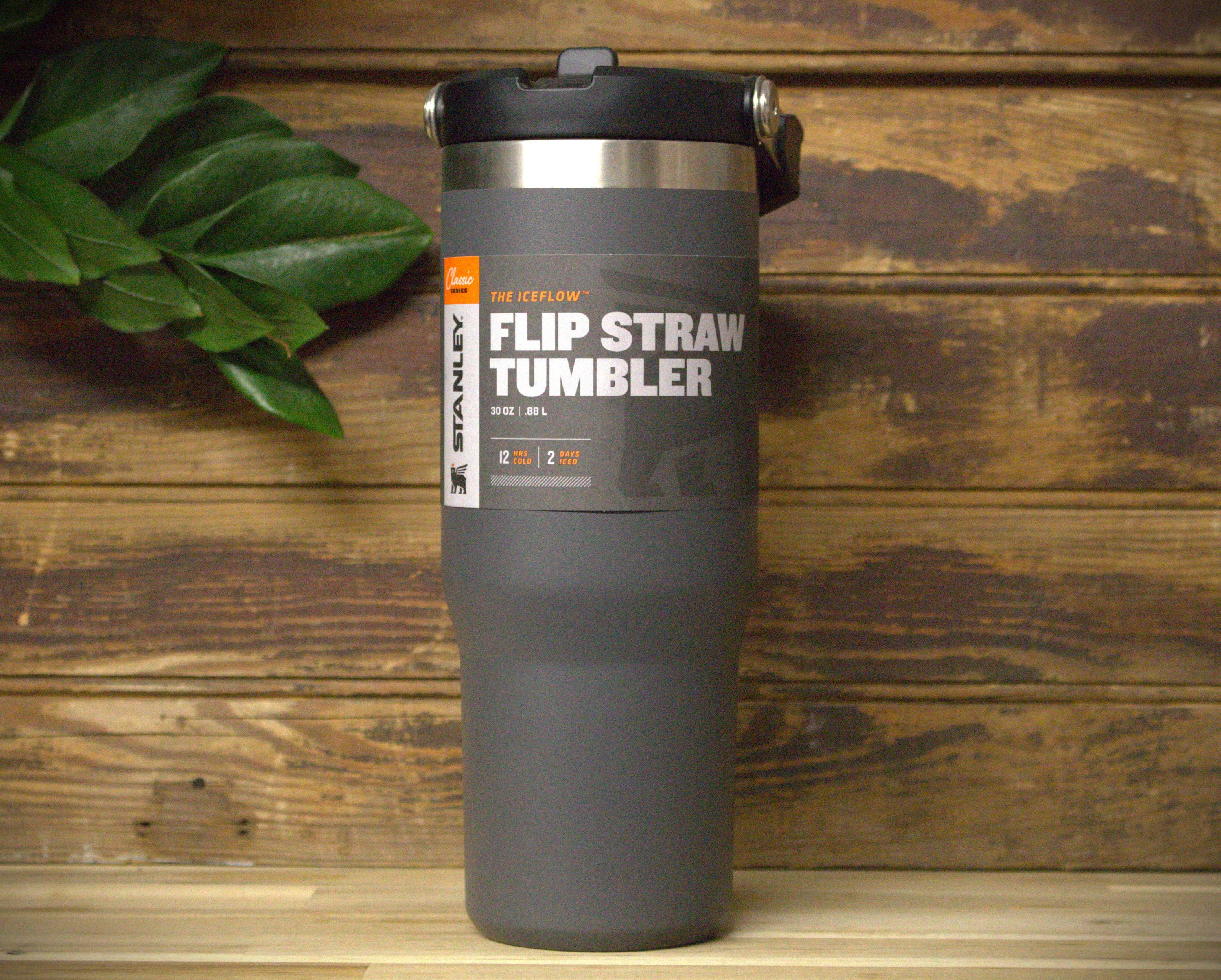 Stanley tumbler ICEFLOW FLIP Vacuum Insulated stainless steel straw cu