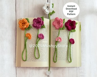 Padrão de marcador de página de rosa atemporal em crochê por Mushyy. Fácil para iniciantes, passo a passo, download instantâneo em PDF. Presente fofo e faça você mesmo para leitores de livros.