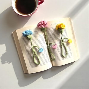 Crochet Carnation Flower Bookmark Pattern: DIY Gift (PDF Pattern)