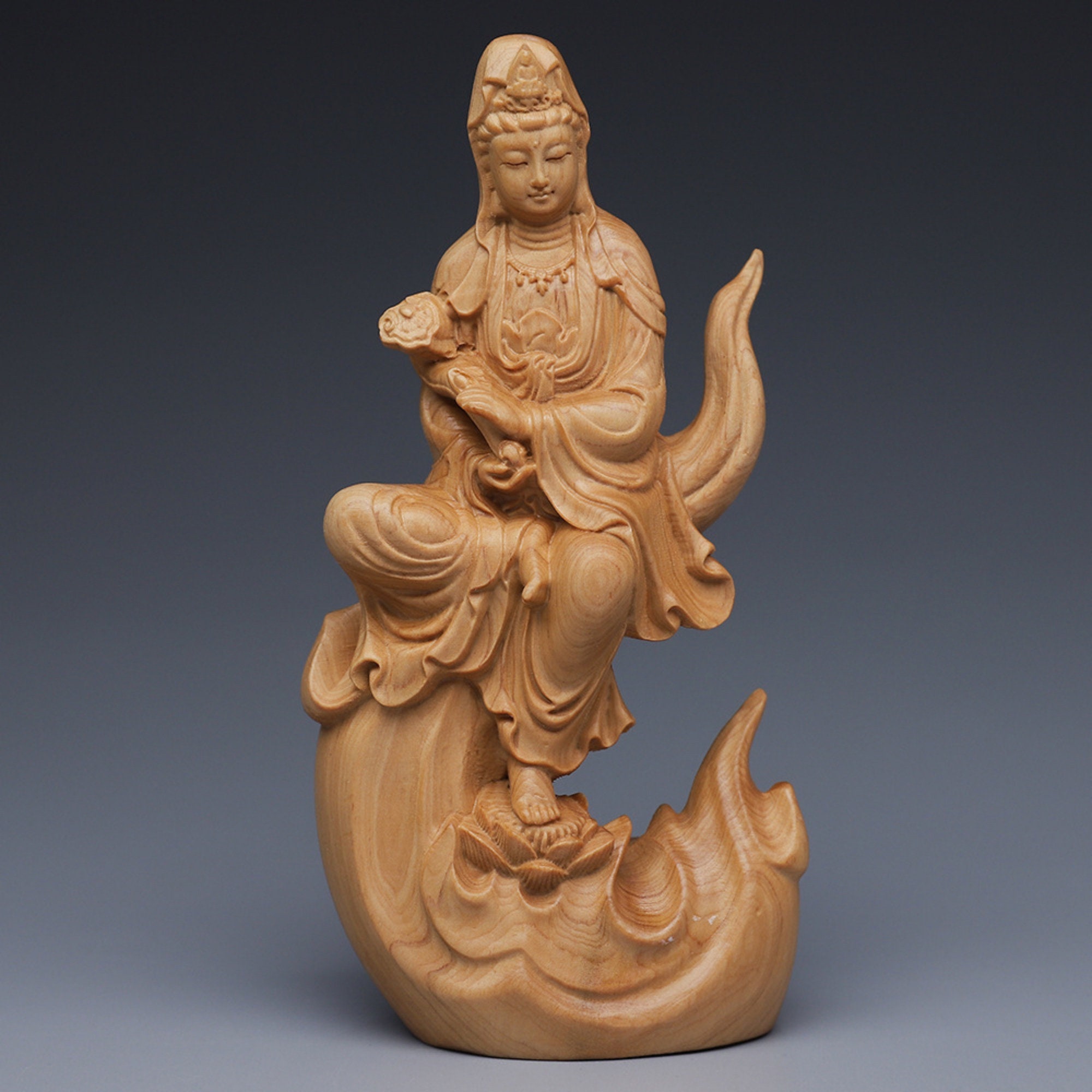 Kwan-yin Statue Chinese Carving Crafts Temple Ornament Wooden Decoration, Size: 6.69 x 2.44 x 2.17