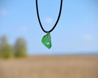 Sea glass pendant with heart and necklace